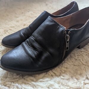 Women's Black Leather Shoes